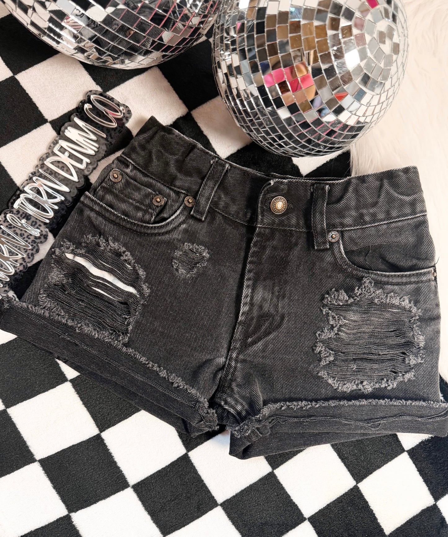 Onyx Shorties
